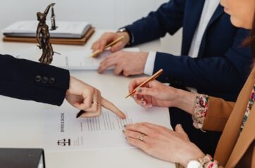 “Breaking Bonds, Building Futures: A New Chapter After Divorce”